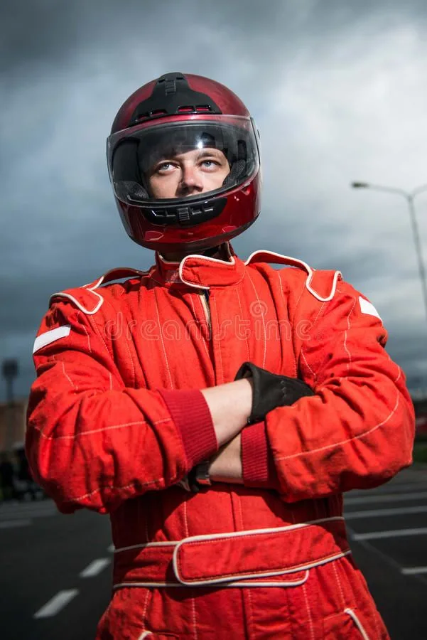 Advanced modern racing helmet technology