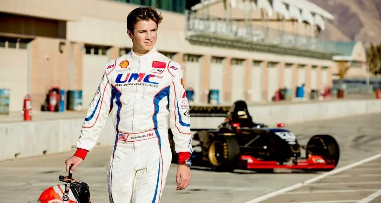 5 Motorsport Clothing Picks: Track-Ready Fashion That Turns Heads