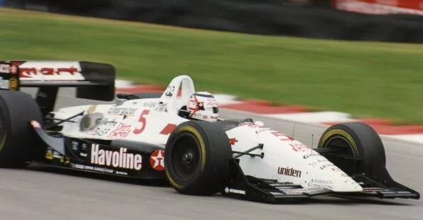 Nigel Mansell in the Newman/Haas Lola at Mid-Ohio during the 1993 CART IndyCar season, the year he took the title as reigning Formula 1 champion