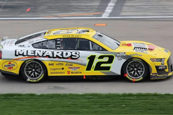 Ryan Blaney's No. 12 Pennzoil/Menards Ford on track at Las Vegas Motor Speedway in 2023, his championship season.